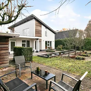 De Keizersmantel Bed & Breakfast Son